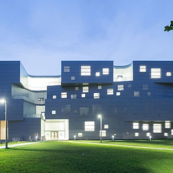 愛(ài)荷華州視覺(jué)藝術(shù)大樓