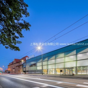 職業(yè)教育與商業(yè)中心 - 波蘭